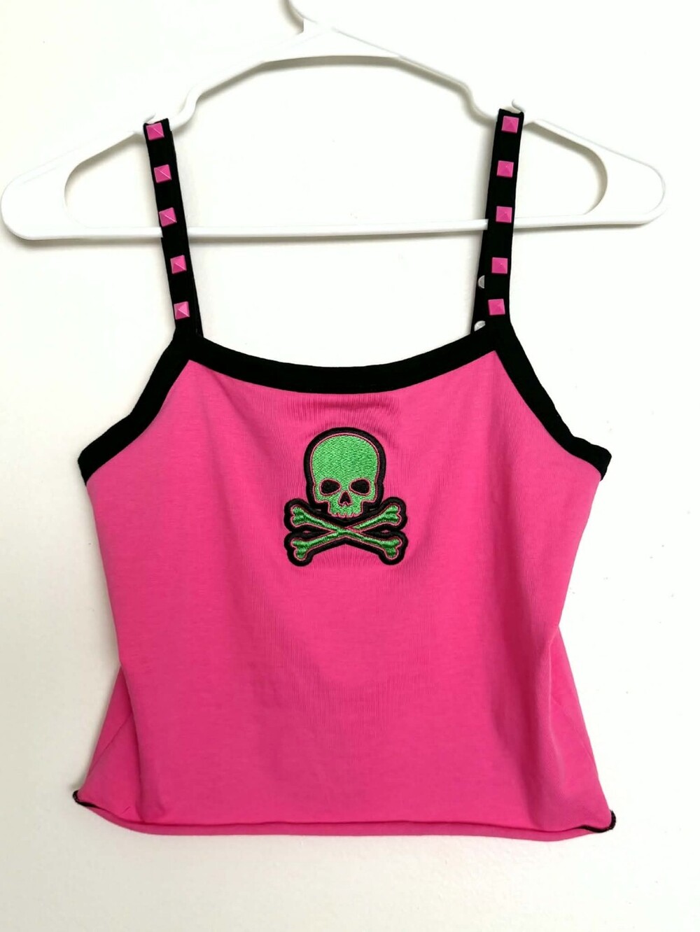 CURRENT MOOD SKULL CROPPED TANK TOP